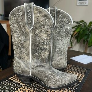 Silver Embellished Women's Western Boots